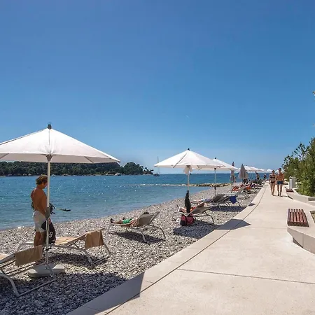 Stunning In With Kitchen Apartment Rovinj