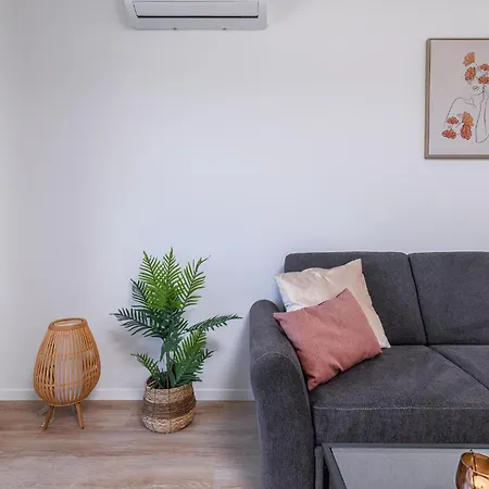Lovely Apartment In Rovinj With Wifi * Rovigno